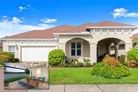 House in Palm Coast, Florida 3 bedrooms, 211.72 sq.m. № 1870845 - photo 1
