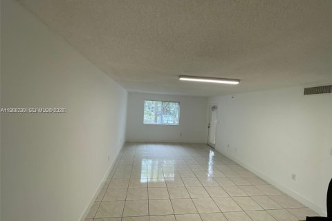 Copropriété à vendre à Plantation, Floride: 2 chambres № 2011571 - photo 7