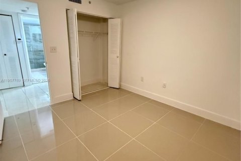 Купить кондоминиум в Плантация, Флорида 2 спальни, № 2011571 - фото 24