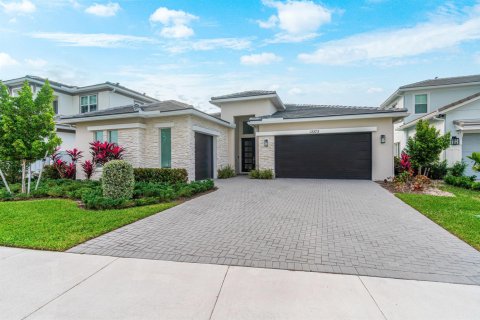 House in Palm Beach Gardens, Florida 3 bedrooms, 267.47 sq.m. № 2184989 - photo 3