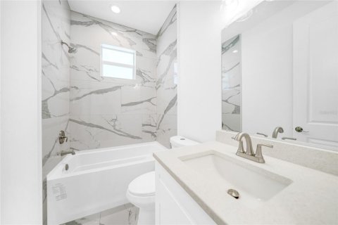 Casa en venta en Port Charlotte, Florida, 3 dormitorios, 155.15 m2 № 1339330 - foto 9