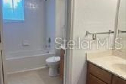 Condominio en alquiler en Kissimmee, Florida, 4 dormitorios, 136.57 m2 № 1736414 - foto 12
