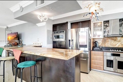 Купить кондоминиум в Форт-Лодердейл, Флорида 2 спальни, 120.59м2, № 1967568 - фото 14