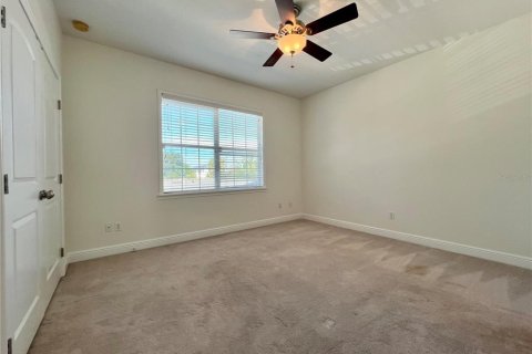 Townhouse in Winter Park, Florida 3 bedrooms, 167.5 sq.m. № 2273291 - photo 14