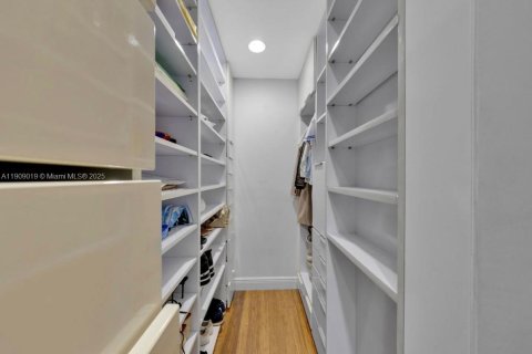 Casa en venta en Doral, Florida, 3 dormitorios, 187.11 m2 № 1964736 - foto 17