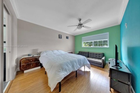 Casa en venta en Doral, Florida, 3 dormitorios, 187.11 m2 № 1964736 - foto 12