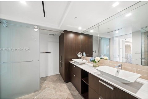 Copropriété à louer à Miami Beach, Floride: 2 chambres, 142.14 m2 № 2048332 - photo 13