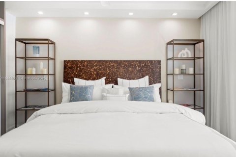 Copropriété à louer à Miami Beach, Floride: 2 chambres, 142.14 m2 № 2048332 - photo 11