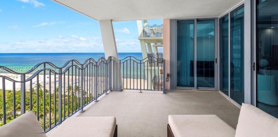 Condo à Miami Beach, Floride, 2 chambres  № 2048332