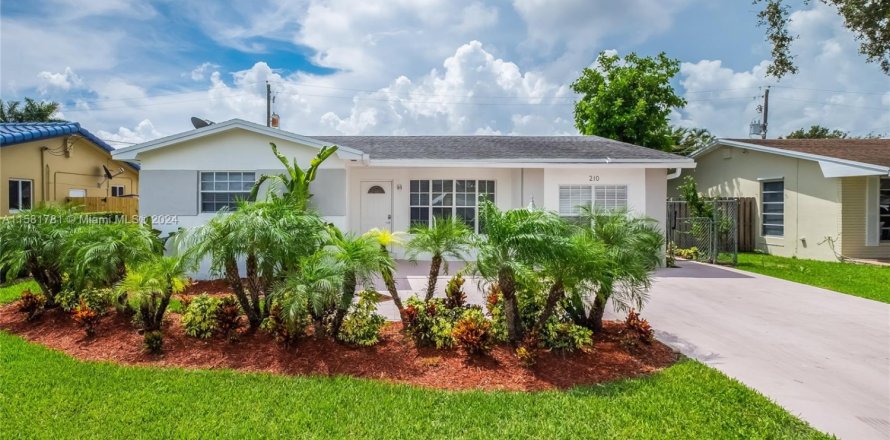 Villa ou maison à Dania Beach, Floride 4 chambres, 167.22 m2 № 1754354