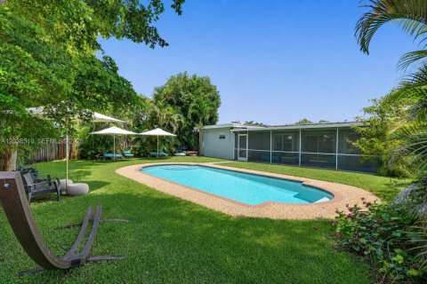 Villa ou maison à vendre à Hollywood, Floride: 4 chambres, 179.49 m2 № 2085995 - photo 18