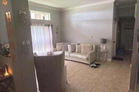Casa en venta en Port St. Lucie, Florida, 4 dormitorios, 235.23 m2 № 2410796 - foto 12