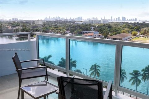 Apartment in Miami Beach, Florida 2 bedrooms, 148.64 sq.m. № 2037047 - photo 10