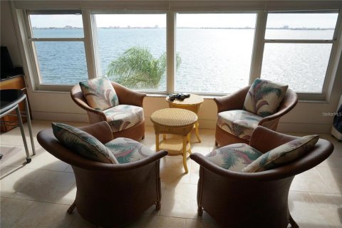 Copropriété à louer à Gulfport, Floride: 2 chambres, 134.71 m2 № 2099200 - photo 21