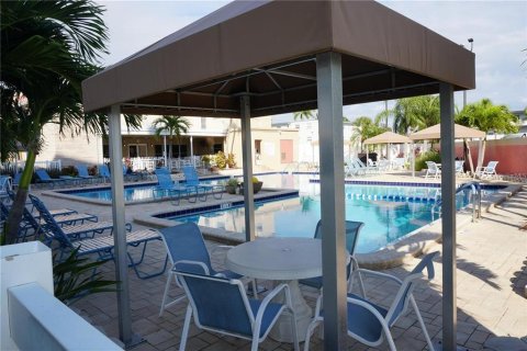 Copropriété à louer à Gulfport, Floride: 2 chambres, 134.71 m2 № 2099200 - photo 30