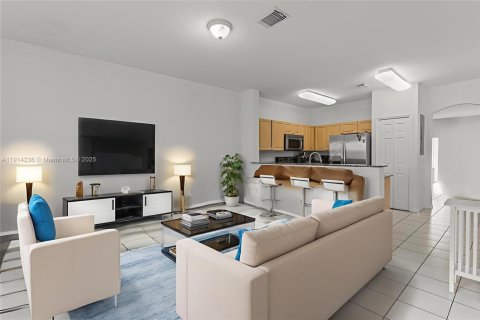 Touwnhouse à louer à Doral, Floride: 3 chambres, 147.62 m2 № 1969907 - photo 7