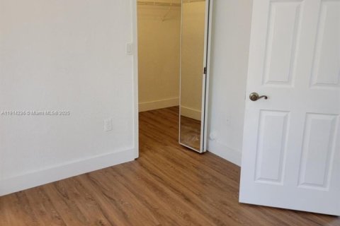 Touwnhouse à louer à Doral, Floride: 3 chambres, 147.62 m2 № 1969907 - photo 19