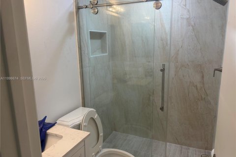 Copropriété à louer à Pembroke Pines, Floride: 2 chambres, 83.61 m2 № 2058679 - photo 5