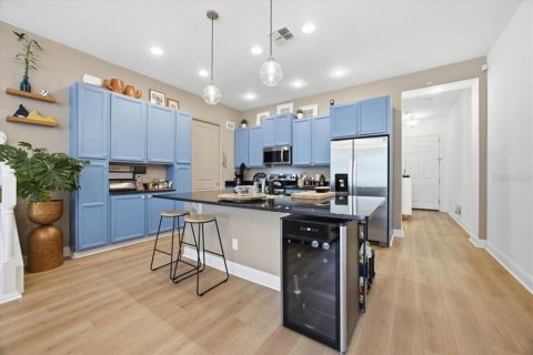 Adosado en venta en Davenport, Florida, 5 dormitorios, 217.39 m2 № 2201906 - foto 12