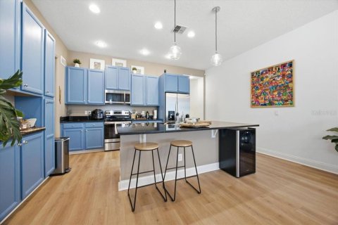 Adosado en venta en Davenport, Florida, 5 dormitorios, 217.39 m2 № 2201906 - foto 13