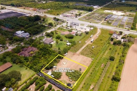 Commercial property in Homestead, Florida № 1794262 - photo 9