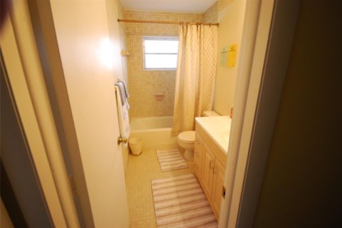 Casa en venta en Coral Springs, Florida, 4 dormitorios, 192.4 m2 № 962465 - foto 1