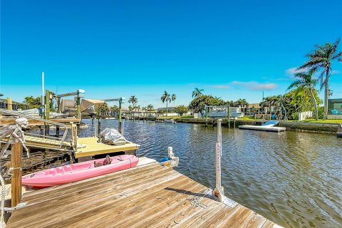 Casa en venta en New Port Richey, Florida, 3 dormitorios, 119.66 m2 № 2259249 - foto 25