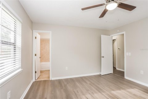 Casa en alquiler en Valrico, Florida, 3 dormitorios, 117.06 m2 № 1775730 - foto 7