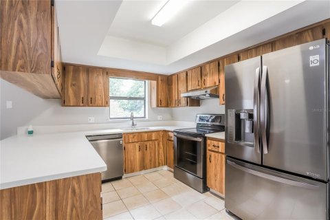Casa en alquiler en Valrico, Florida, 3 dormitorios, 117.06 m2 № 1775730 - foto 4