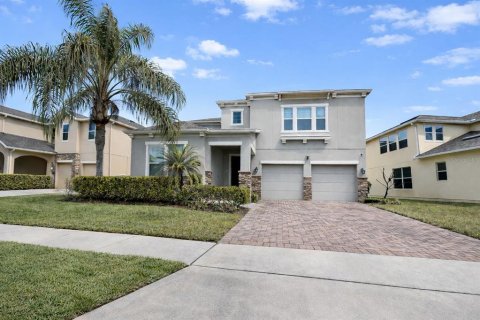 House in Windermere, Florida 4 bedrooms, 277.59 sq.m. № 2144591