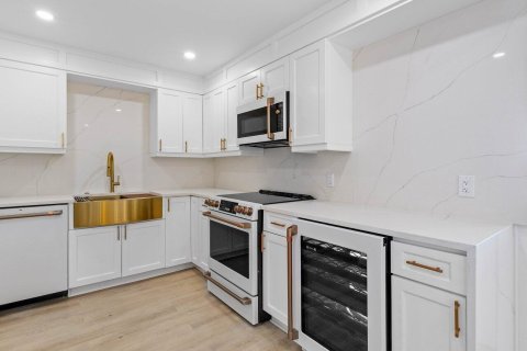 Condominio en alquiler en West Palm Beach, Florida, 2 dormitorios, 99.68 m2 № 2087725 - foto 8