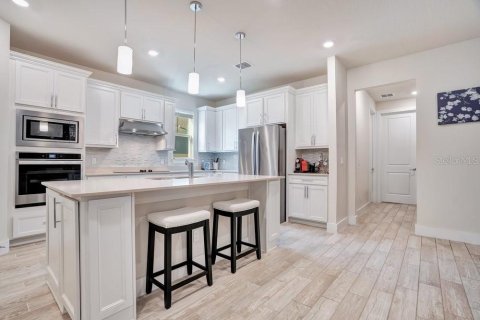 Casa en venta en Oviedo, Florida, 5 dormitorios, 386.01 m2 № 2386170 - foto 7