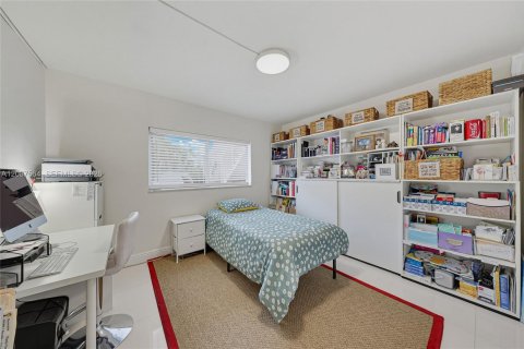 Condo in Key Biscayne, Florida, 2 bedrooms  № 2392431 - photo 16