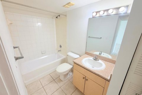 Condo in West Palm Beach, Florida, 1 bedroom  № 2262277 - photo 7