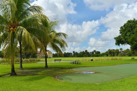 Condo in West Palm Beach, Florida, 1 bedroom  № 2262277 - photo 17