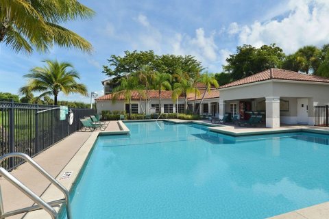 Condo in West Palm Beach, Florida, 1 bedroom  № 2262277 - photo 9