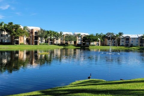 Condominio en alquiler en Miramar, Florida, 1 dormitorio, 64.1 m2 № 1930525 - foto 3