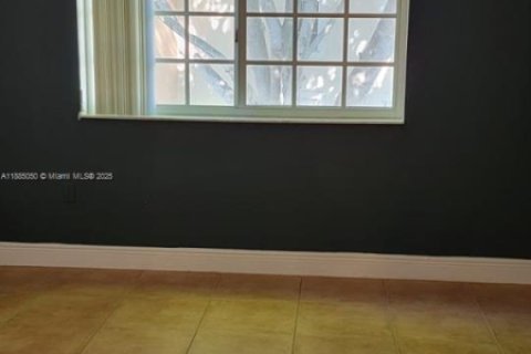 Condominio en alquiler en Miramar, Florida, 1 dormitorio, 64.1 m2 № 1930525 - foto 12