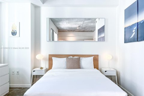 Condominio en alquiler en Miami, Florida, 1 dormitorio, 57.6 m2 № 1938335 - foto 5