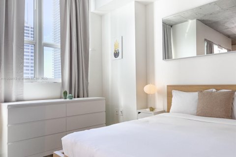 Condominio en alquiler en Miami, Florida, 1 dormitorio, 57.6 m2 № 1938335 - foto 14