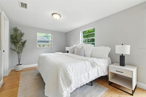 House in Tampa, Florida 2 bedrooms, 108.14 sq.m. № 1854683 - photo 20