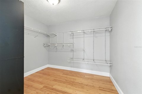 House in Tampa, Florida 2 bedrooms, 108.14 sq.m. № 1854683 - photo 26