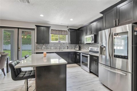 Villa ou maison à vendre à Orlando, Floride: 5 chambres, 271.18 m2 № 1835184 - photo 12