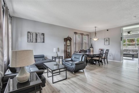 Villa ou maison à vendre à Orlando, Floride: 5 chambres, 271.18 m2 № 1835184 - photo 5