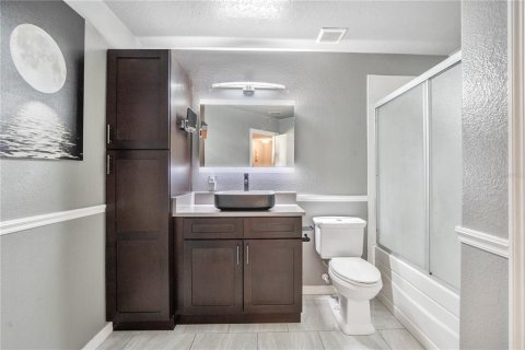 Villa ou maison à vendre à Orlando, Floride: 5 chambres, 271.18 m2 № 1835184 - photo 21