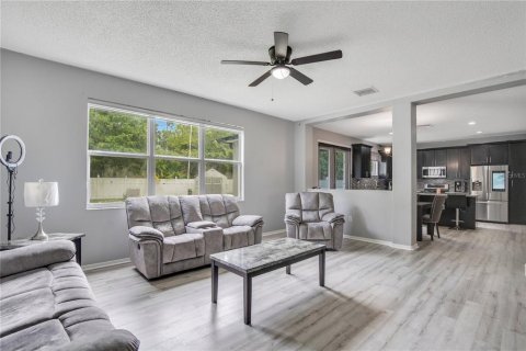 Villa ou maison à vendre à Orlando, Floride: 5 chambres, 271.18 m2 № 1835184 - photo 10