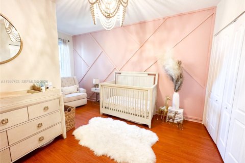 Townhouse in Sunrise, Florida 3 bedrooms, 134.43 sq.m. № 2064698 - photo 16