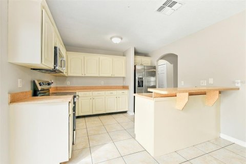 Villa ou maison à louer à Orlando, Floride: 3 chambres, 124.67 m2 № 2390875 - photo 5