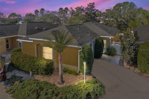 Villa ou maison à vendre à The Villages, Floride: 2 chambres, 135.82 m2 № 1885945 - photo 1