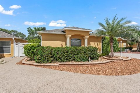 Villa ou maison à vendre à The Villages, Floride: 2 chambres, 135.82 m2 № 1885945 - photo 3